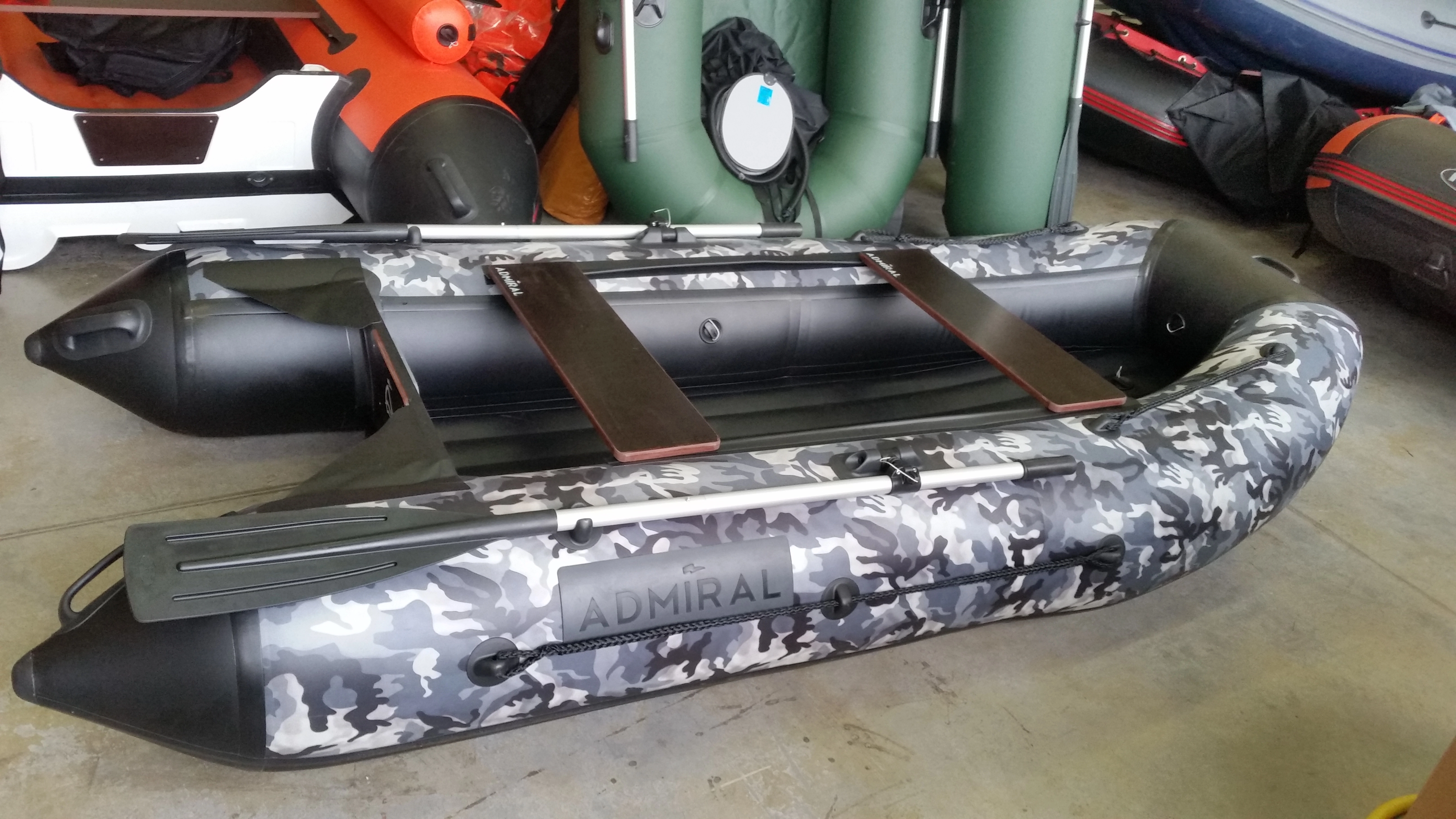 Лодка Адмирал АМ-290 НДНД камуфляж